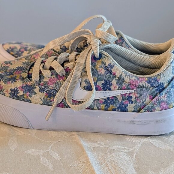 Nike SB Charge CNVS PRM Sneakers 4.5Y White Fossil Evergreen Floral Canvas Shoes - Picture 3 of 9
